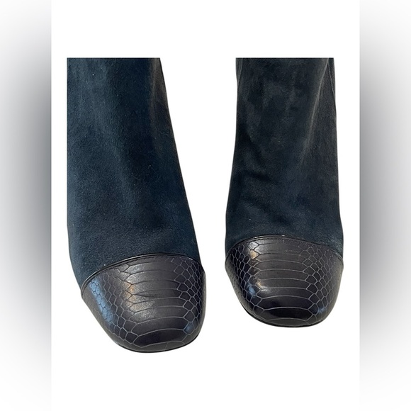 Tory‎ Burch Gracie Suede Navy Ankle Boots Embossed Alligator Leather Heeled 8.5 - Picture 8 of 15